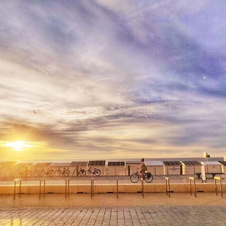 The Beach Surf Studio Остенде Екстериор снимка
